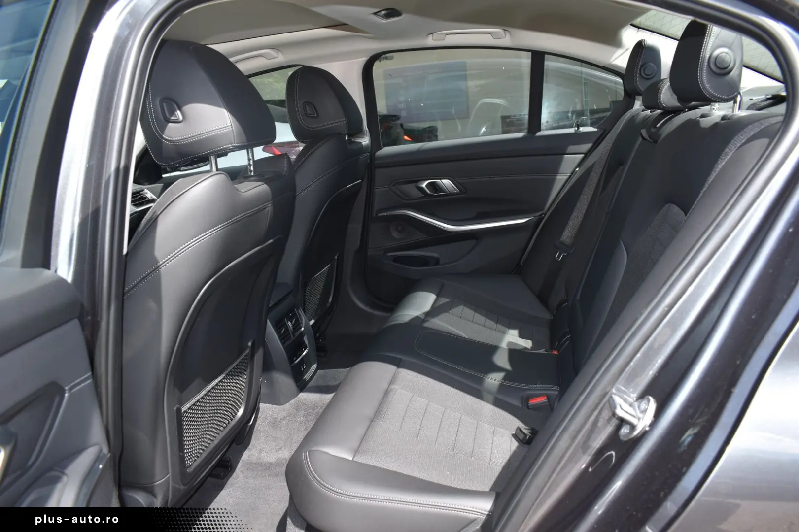 BMW 320i Limousine Sport Line HiFi DAB WLAN GSD AHK