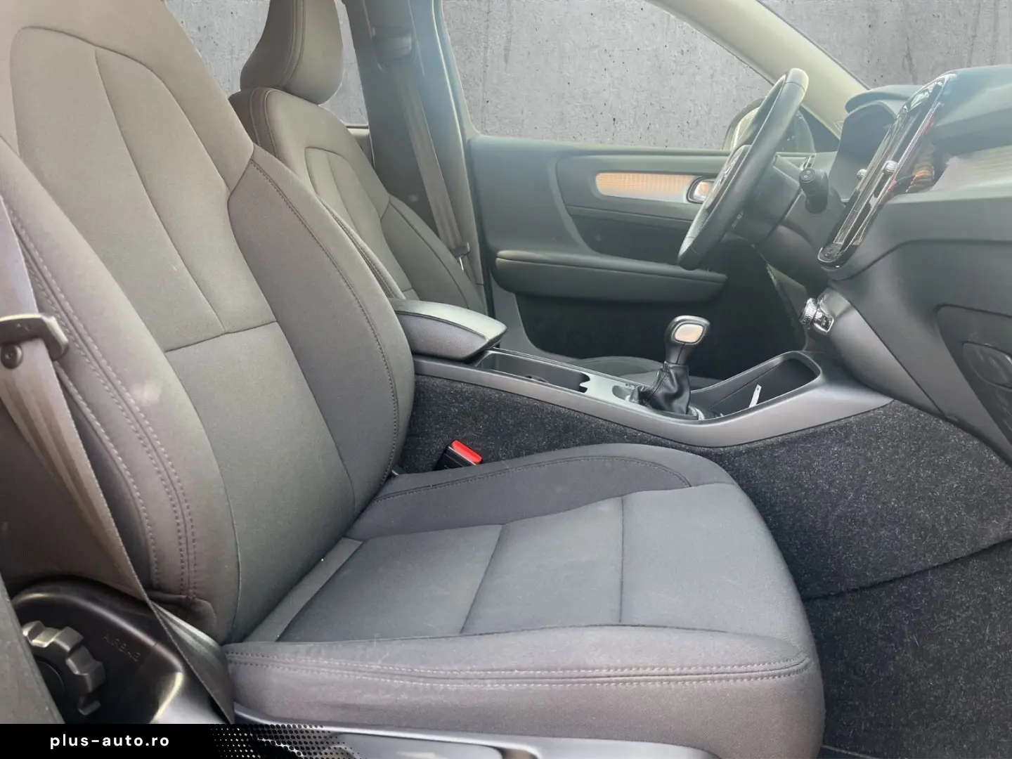 VOLVO XC40 2020 — imagine 15
