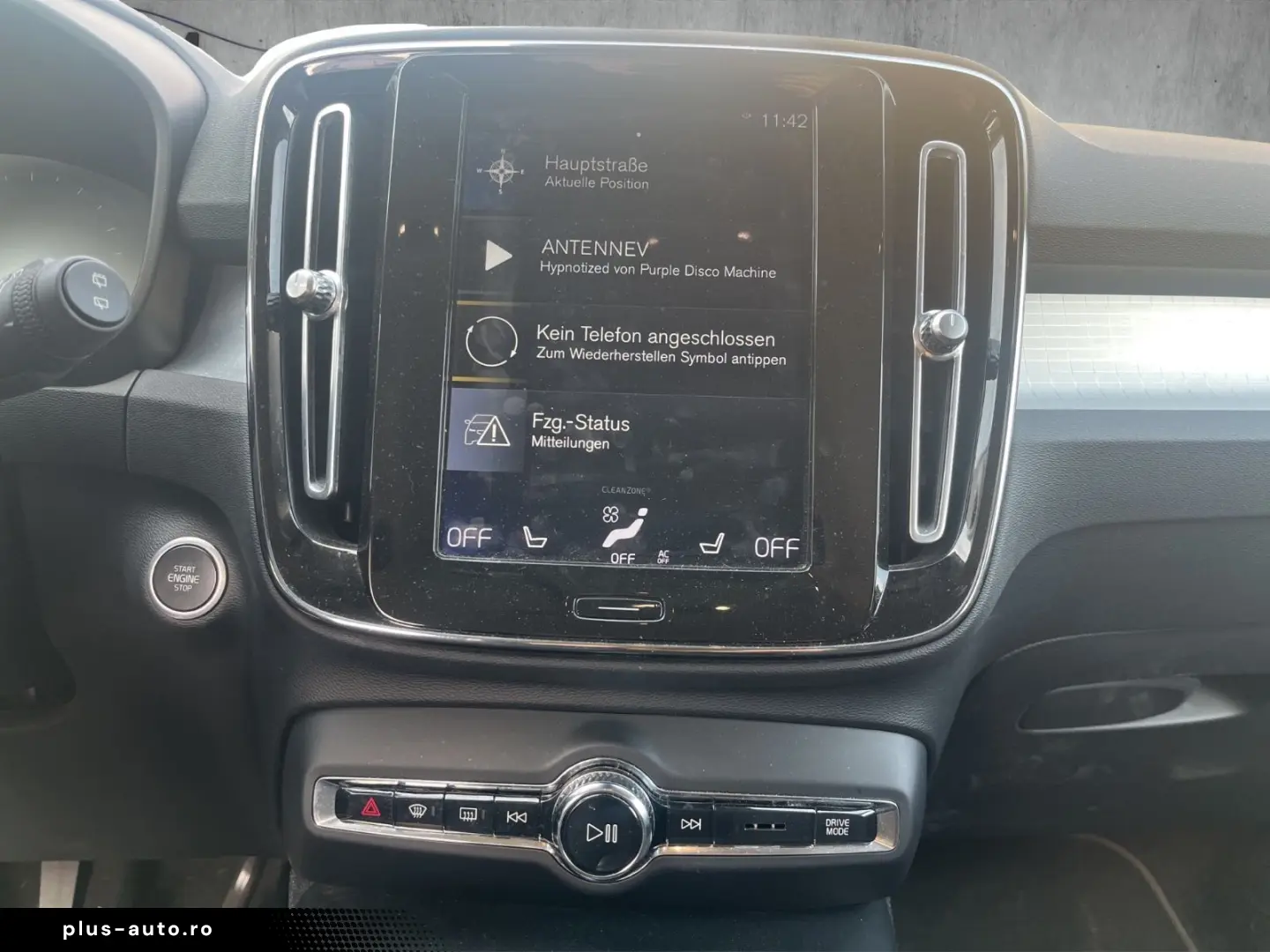VOLVO XC40 2020 — imagine 17