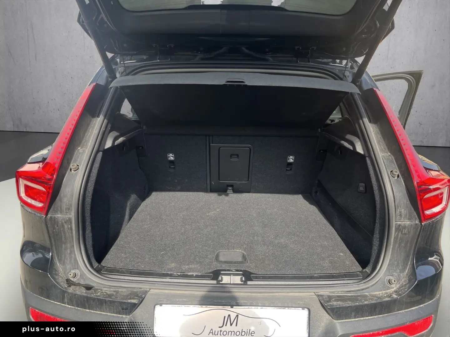 VOLVO XC40 2020 — imagine 19