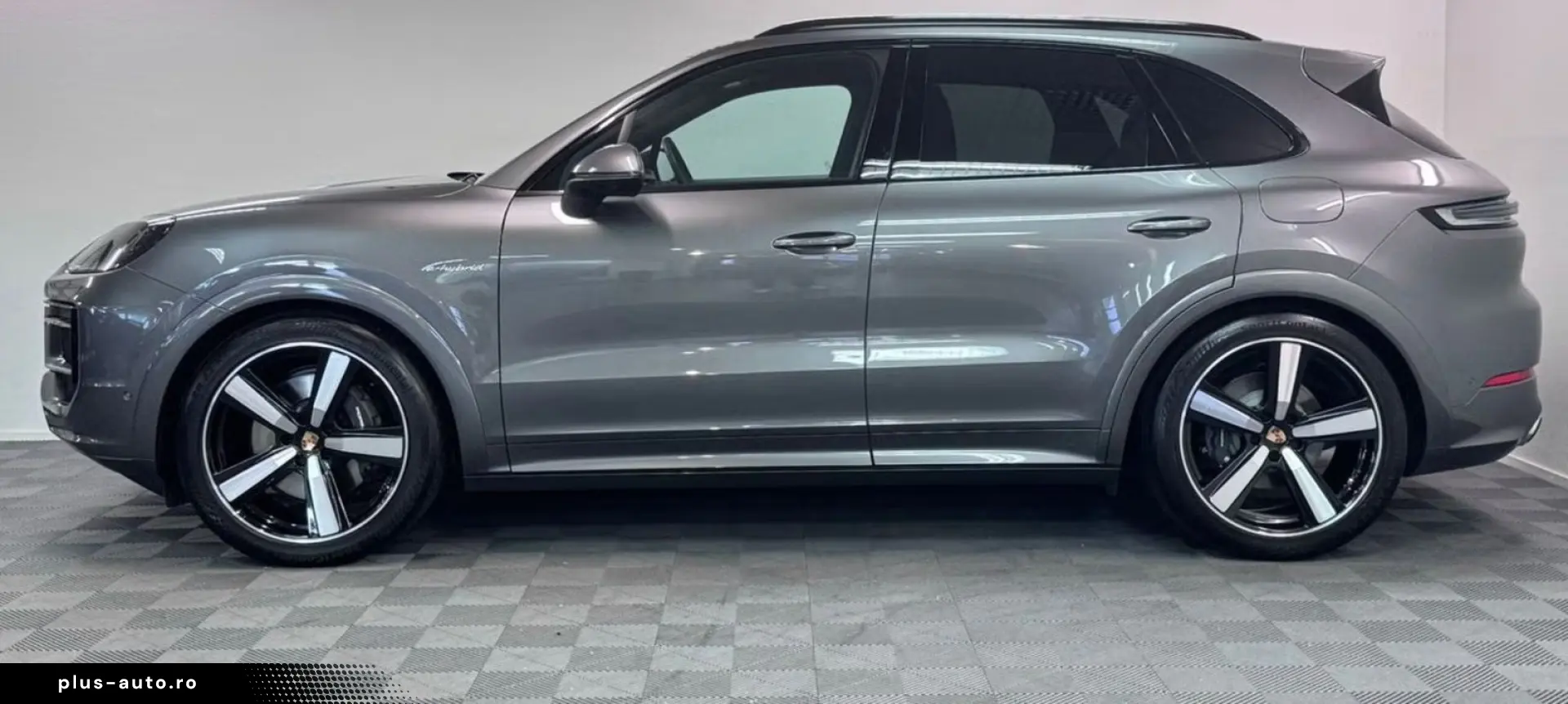 PORSCHE Cayenne 2025 — imagine 2