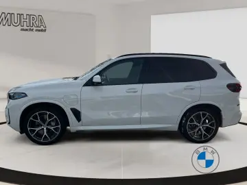 BMW X5 xDrive50e M Sport 21  AHK Pano Softclose H&K