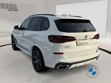 BMW X5 xDrive50e M Sport 21  AHK Pano Softclose H&K