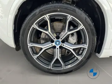 BMW X5 xDrive50e M Sport 21  AHK Pano Softclose H&K