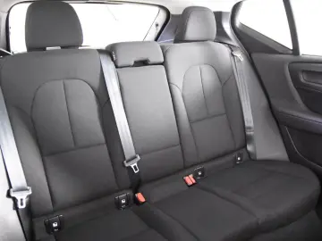 VOLVO XC40 T2 Momentum  1.Hand Navi Park ass.