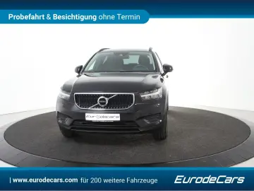 VOLVO XC40 T2 Momentum  1.Hand Navi Park ass.