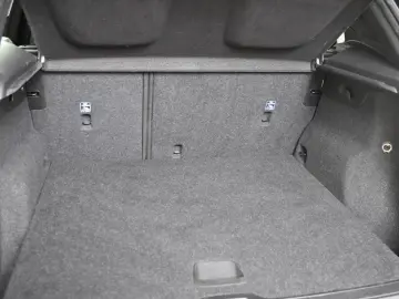 VOLVO XC40 T2 Momentum  1.Hand Navi Park ass.