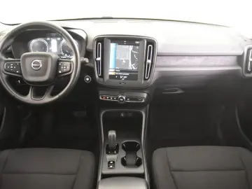 VOLVO XC40 T2 Momentum  1.Hand Navi Kamera Carplay
