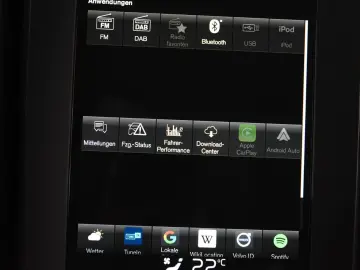 VOLVO XC40 T2 Momentum  1.Hand Navi Kamera Carplay