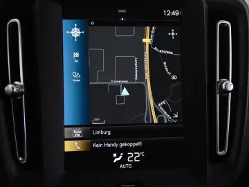 VOLVO XC40 T2 Momentum  1.Hand Navi Kamera Carplay