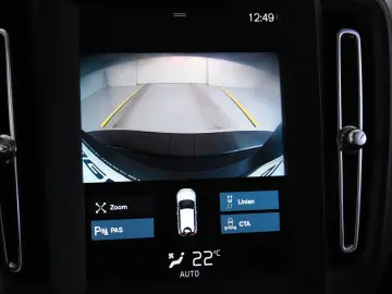 VOLVO XC40 T2 Momentum  1.Hand Navi Kamera Carplay