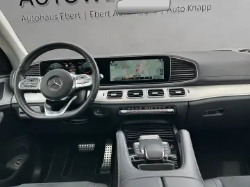 MERCEDES-BENZ GLE300d Cpé AMG Pano DISTRO Trittbrett…