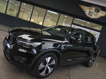 VOLVO XC40 R-Design Expression Recharge Plug-In Hybrid