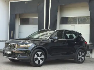 VOLVO XC40 Inscription Expression Recharge Plug-In Hyb