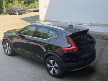 VOLVO XC40 Inscription Expression Recharge Plug-In Hyb