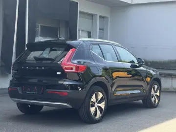 VOLVO XC40 Inscription Expression Recharge Plug-In Hyb