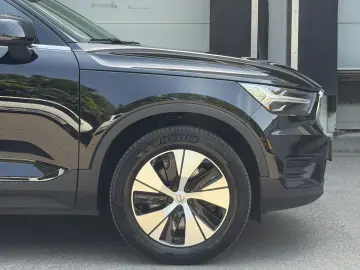 VOLVO XC40 Inscription Expression Recharge Plug-In Hyb