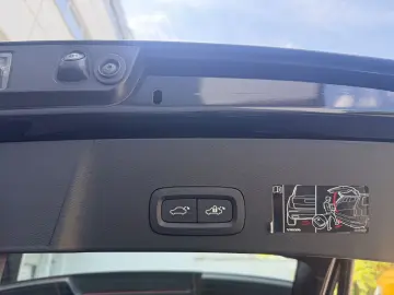 VOLVO XC40 Inscription Expression Recharge Plug-In Hyb