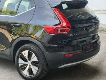 VOLVO XC40 Inscription Expression Recharge Plug-In Hyb