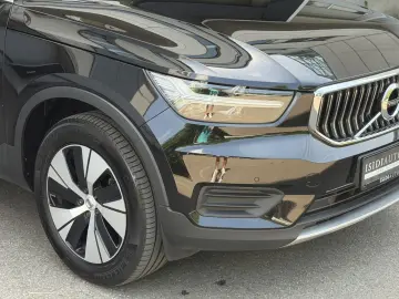 VOLVO XC40 Inscription Expression Recharge Plug-In Hyb