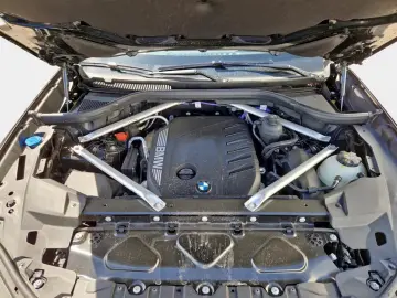 BMW X5 xDrive30d M Sport Pro 7-Sitzer AHK Pano Inno