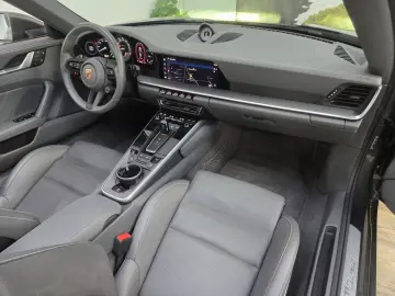 PORSCHE 992 Turbo Cabrio Matrix Sitzlüft Sportabgas 18W