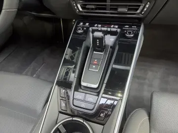 PORSCHE 992 Turbo Cabrio Matrix Sitzlüft Sportabgas 18W