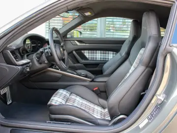 PORSCHE 911 Turbo 50 Jahre   HERITAGE PAKET   BURMESTER