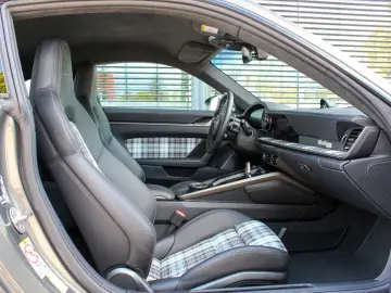 PORSCHE 911 Turbo 50 Jahre   HERITAGE PAKET   BURMESTER