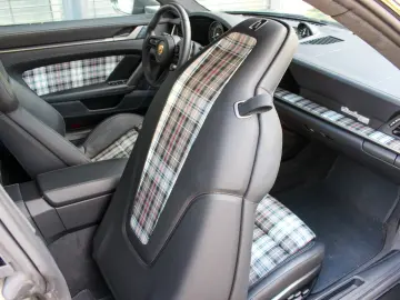 PORSCHE 911 Turbo 50 Jahre   HERITAGE PAKET   BURMESTER