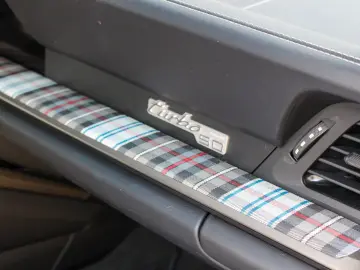 PORSCHE 911 Turbo 50 Jahre   HERITAGE PAKET   BURMESTER