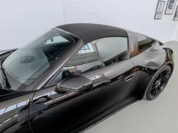 PORSCHE 992 Targa 4 GTS I APPROVED I Lift I Matrix