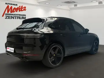 PORSCHE Macan 2.9 GTS  BOSE 14 WEGE SITZE PANO 21