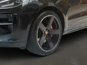 PORSCHE Macan 2.9 GTS  BOSE 14 WEGE SITZE PANO 21