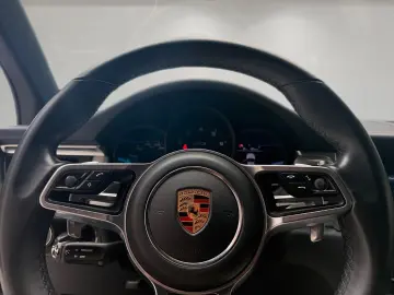PORSCHE Macan 2.9 GTS  BOSE 14 WEGE SITZE PANO 21