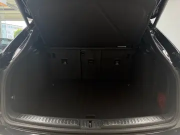 PORSCHE Macan 2.9 GTS  BOSE 14 WEGE SITZE PANO 21