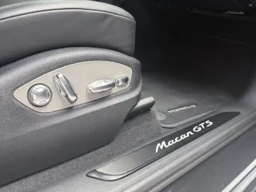 PORSCHE Macan 2.9 GTS  BOSE 14 WEGE SITZE PANO 21