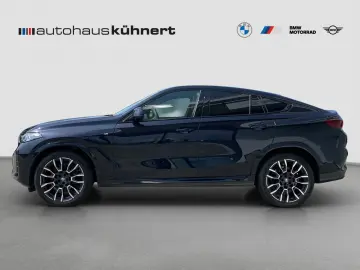 BMW X6 xDrive 40d    M-Sport ACC PanoSD LuftFw Aktiv
