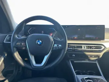 BMW 320d xdrive Lim. LC  SHZ PDC DrAs DAB Bluetooth
