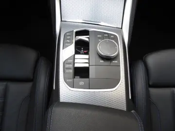 BMW 420 i Coupe M Sportpaket Pro Leder Harman Kardon