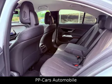 MERCEDES-BENZ E 200 4MATIC Advanced  DigitalLight 36…