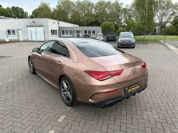 MERCEDES-BENZ CLA 200 AMG Line NAVI SHZ TEMPOMAT