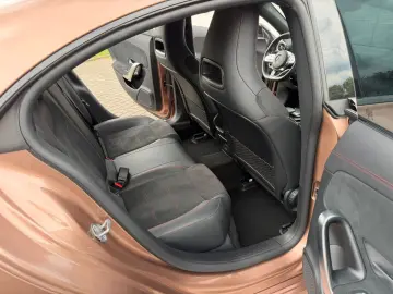 MERCEDES-BENZ CLA 200 AMG Line NAVI SHZ TEMPOMAT