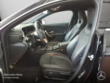 MERCEDES-BENZ CLA 200 Cp AMG LED CArPlay DAB AugReal Ambi