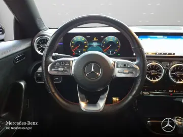 MERCEDES-BENZ CLA 200 Cp AMG LED CArPlay DAB AugReal Ambi