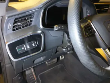 AUDI S6 TDI 3.0V6 SCR quattro tip Leder eSAD AHK Navi
