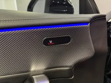 MERCEDES-BENZ CLA 180 7G PROGRESSIV KAMERA LED WIDE AMBIENTE