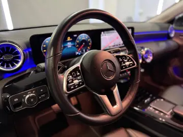 MERCEDES-BENZ CLA 180 7G PROGRESSIV KAMERA LED WIDE AMBIENTE