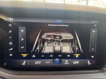 VW Touareg R-Line Pano IQ LIGHT Exterieur Black Sty