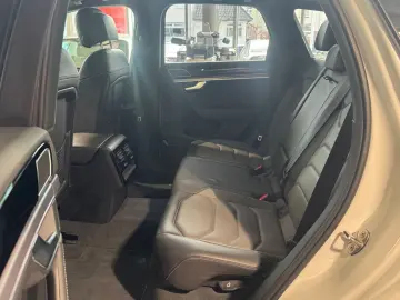 VW Touareg R-Line Pano IQ LIGHT Exterieur Black Sty